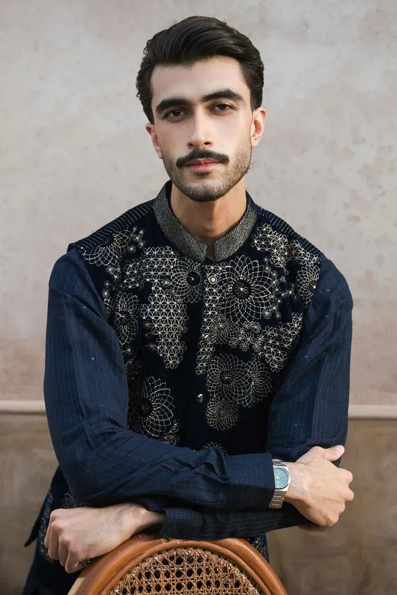 Nishat Linen Sahiwal