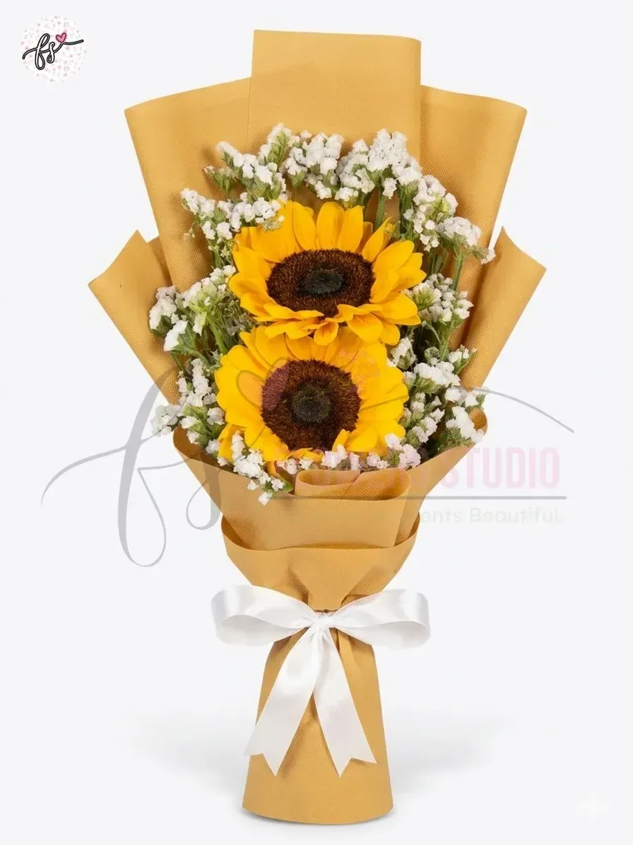 Flowers Studio decor and flowers