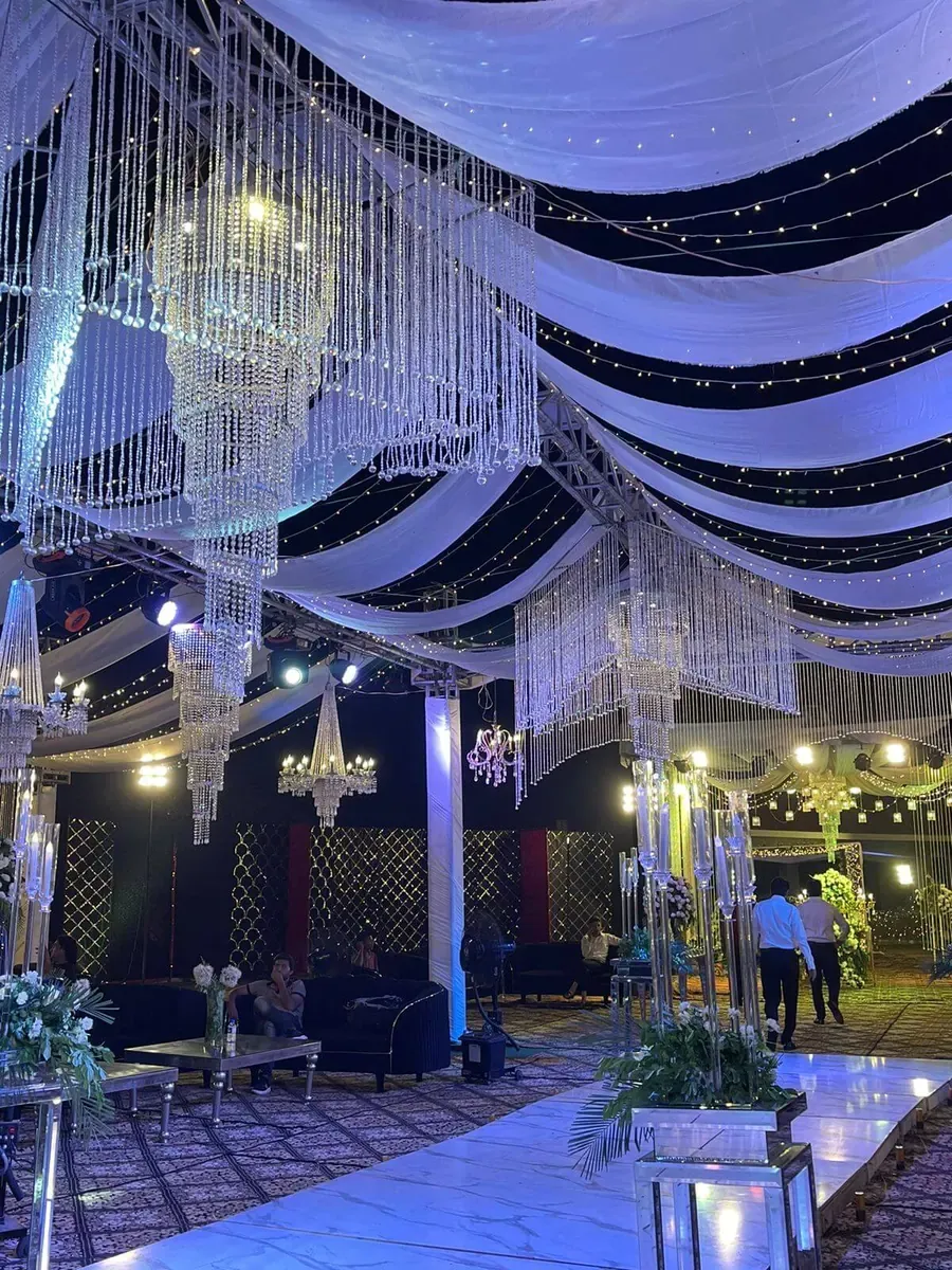 Peony Events Planner decor and flowers