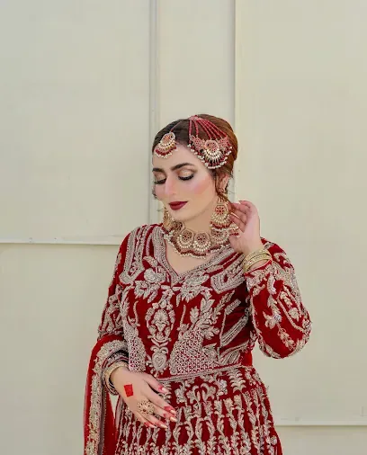 Samina's Singhar beauty saloon