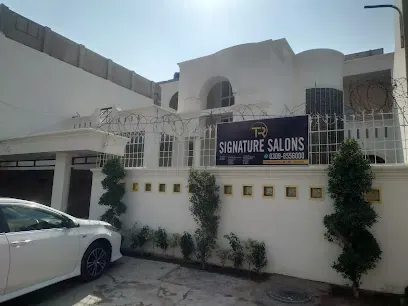 TR Signature Salon