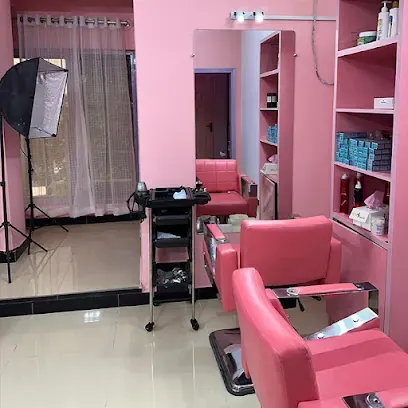 Emkaez Makeup Studio & Salon | Best Salon In Islamabad