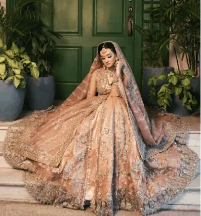 Hifsa Khan Salon & Studio makeup and styling work