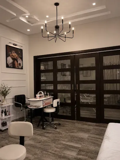Khushi Noor Makeup studio & salon