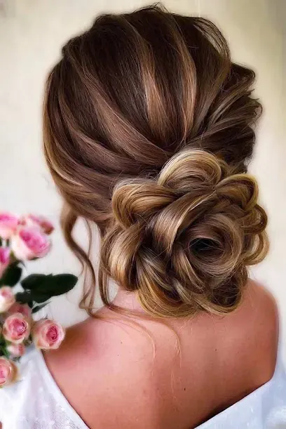 Guzel The Salon