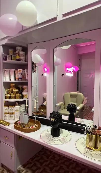 Glossipsss Beauty Bar by Faha
