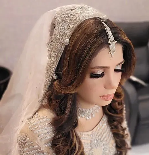 Zile Huma the Caring Salon makeup and styling work