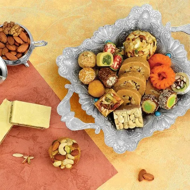 Suleman Sweets & Bakers